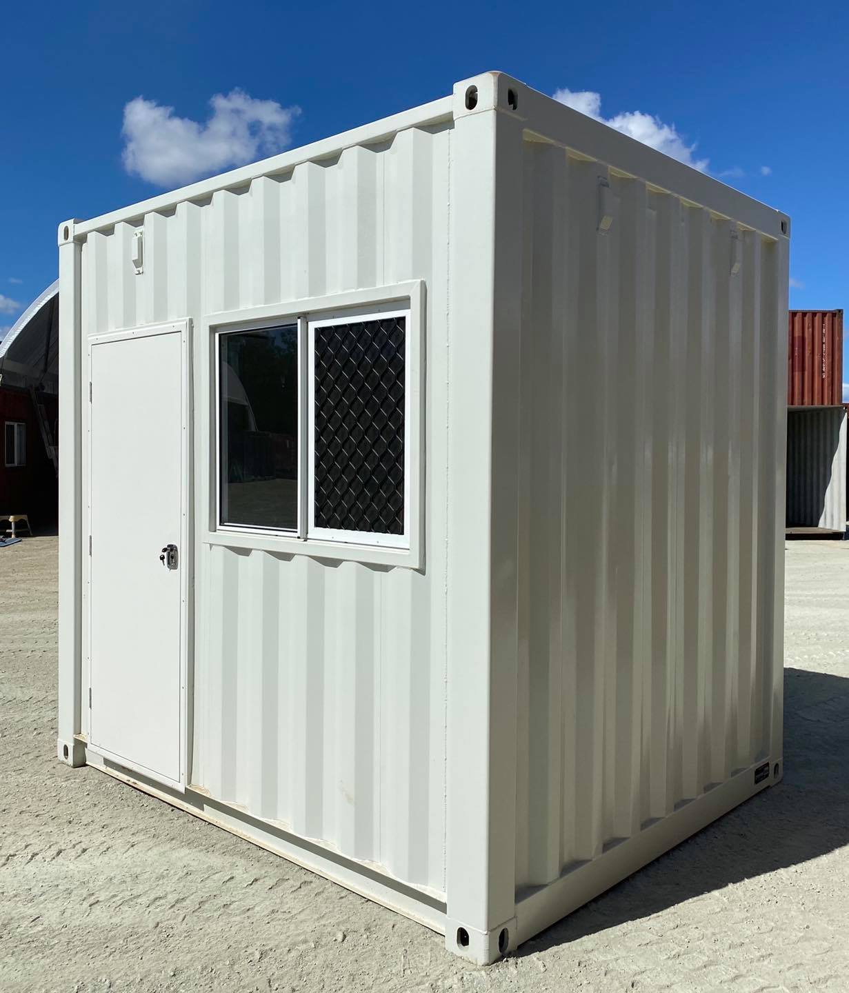 10ft office with aircon r17,000