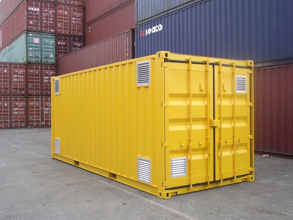 20ft hazrdous goods container r23,000